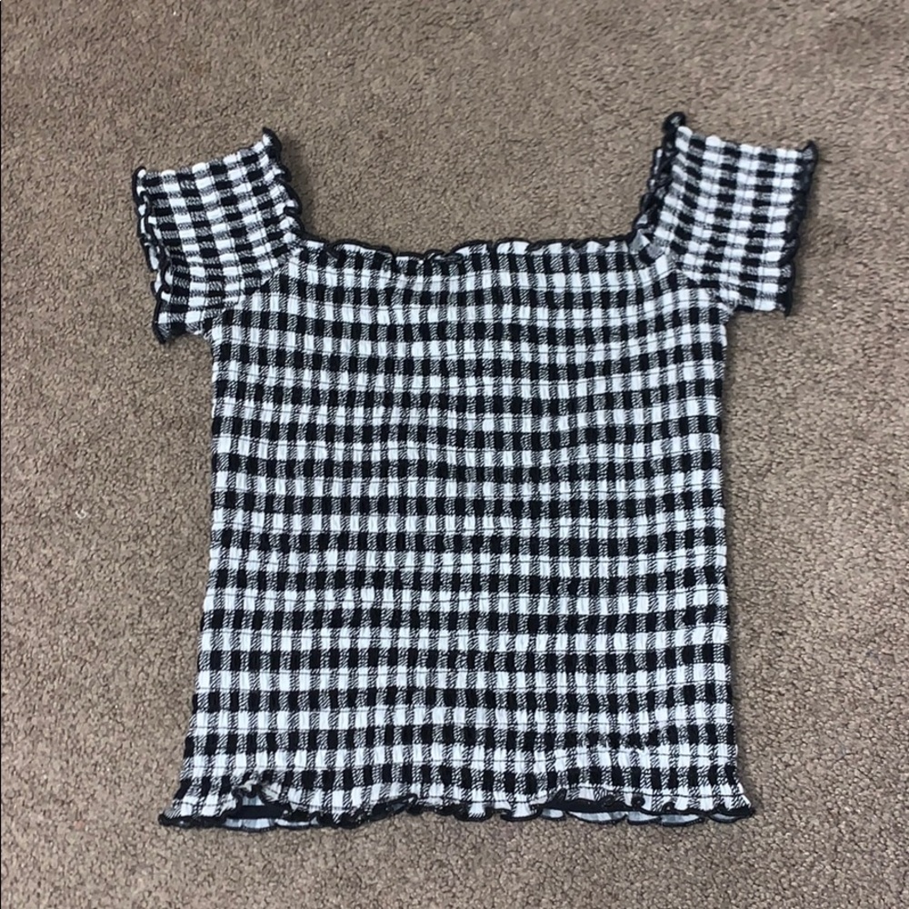 Hollister gingham going out top